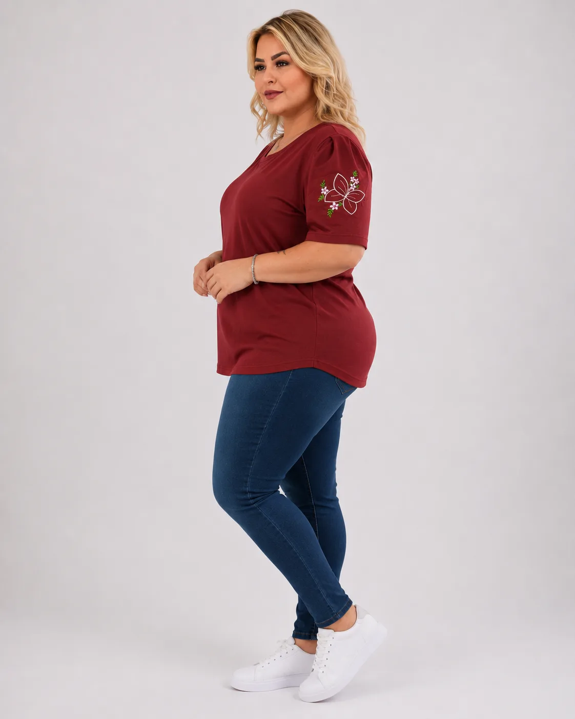 Blusa Feminina Plus Size Bordada Moda plus Variadas da Loja Precinho10 lado/costas