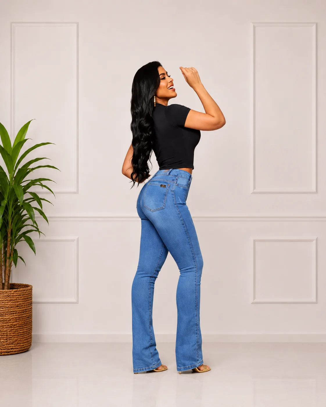 Calça Jeans Flare Feminina Moda feminina Variadas da Loja Precinho10 lado/costas
